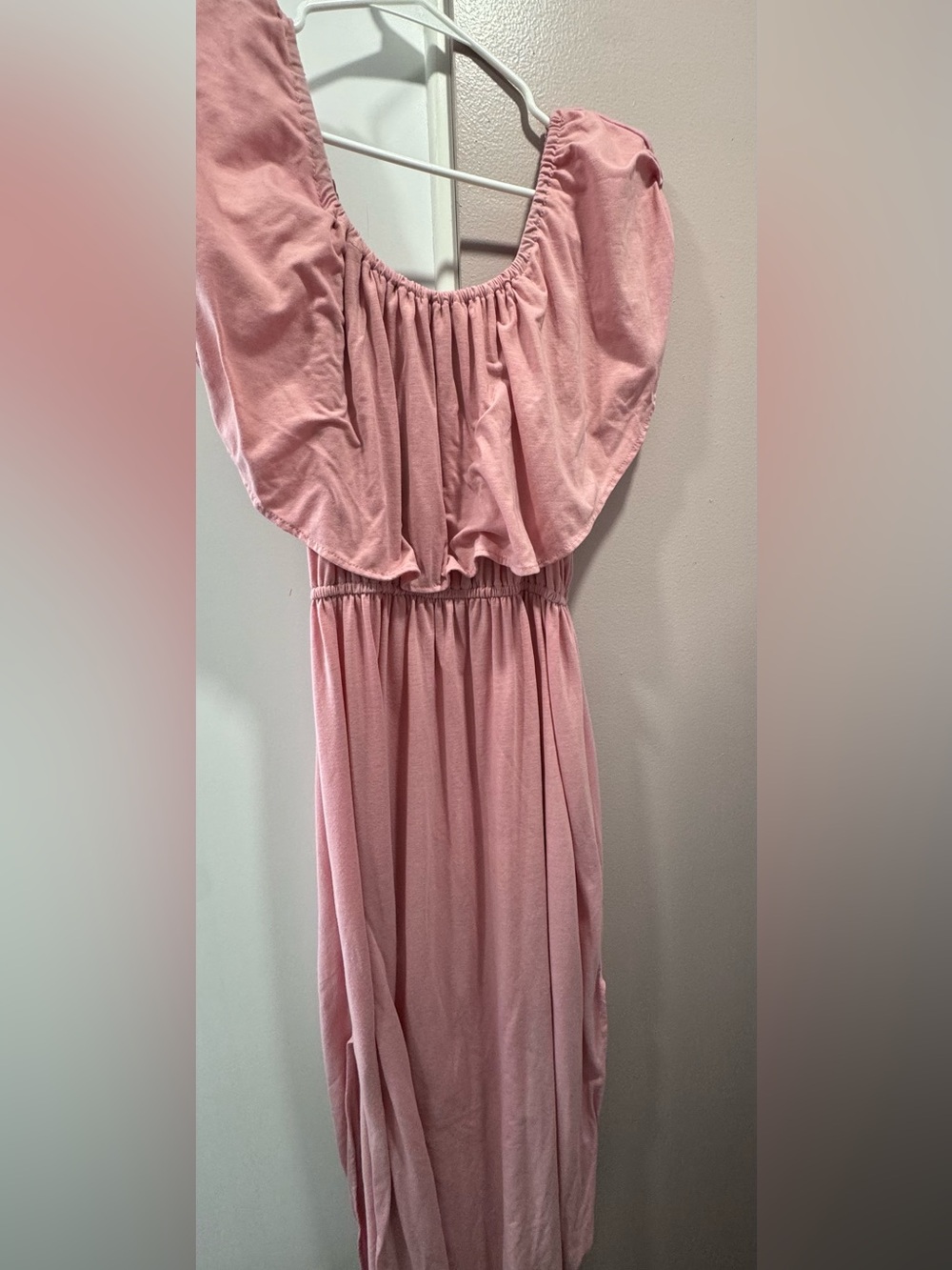 Women's Pink Maxi Dress with Ruffled Scoop Neck